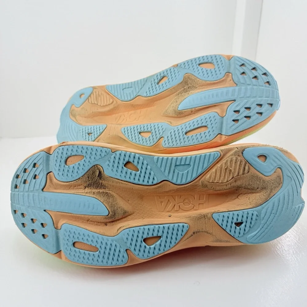 Hoka One One hoka skyflow